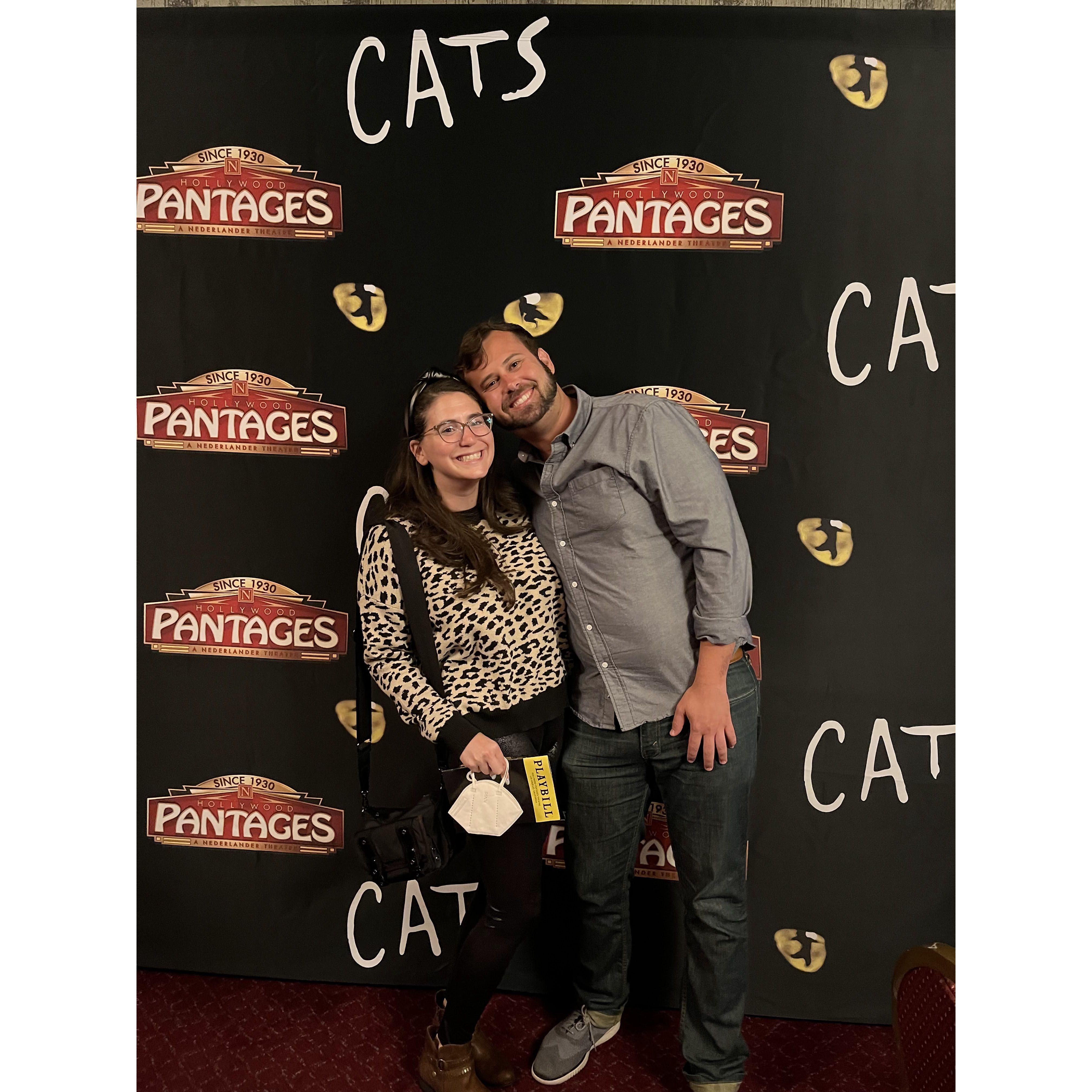 When Andrew agreed to sit 4th row center orchestra at the touring production of CATS, Bridget knew it was true love.