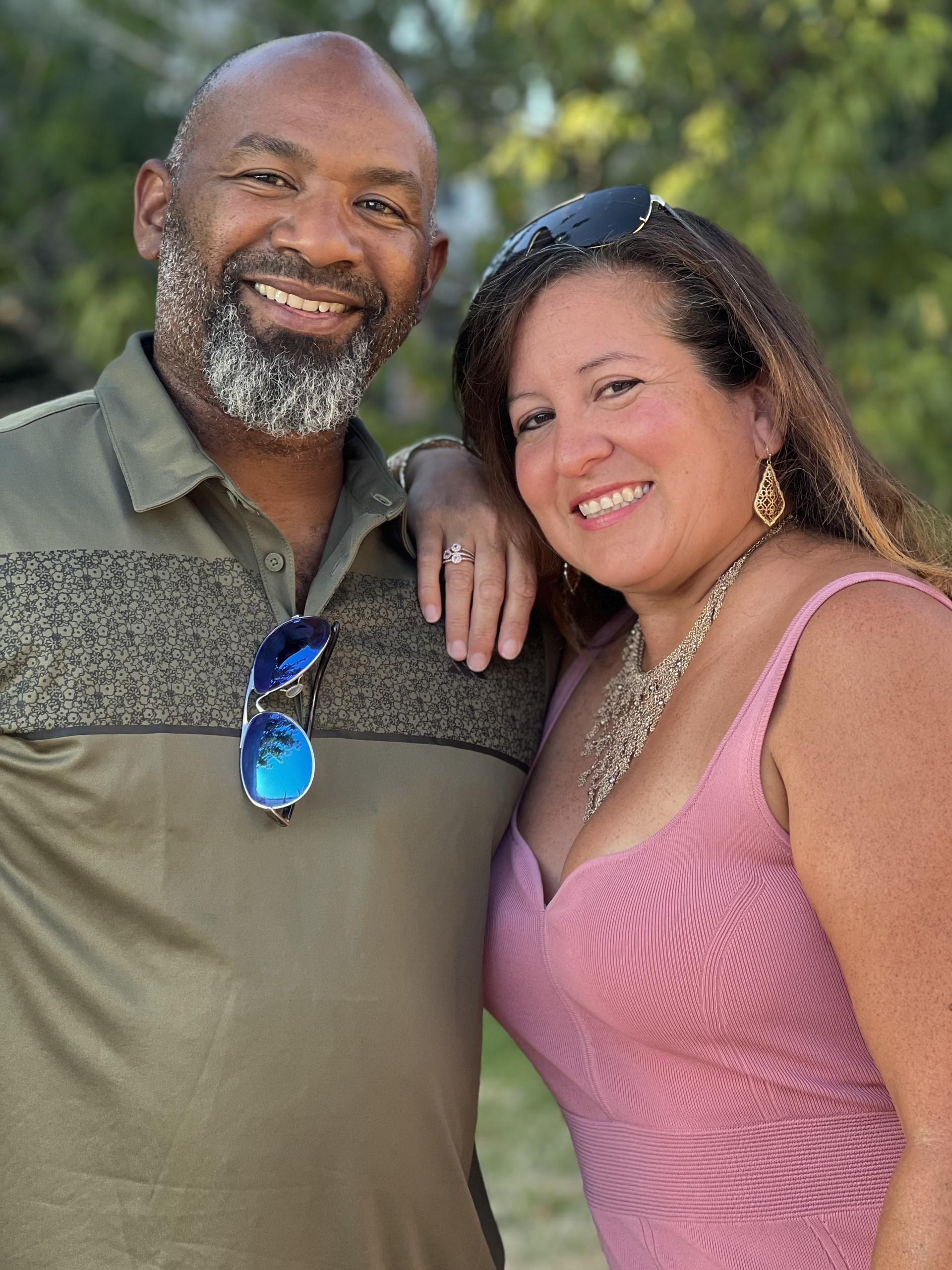 The Wedding Website of Lisa Gonzalez and Tommey Lyons