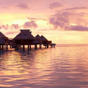 Honeymoon Experience: Sunset & Champagne
