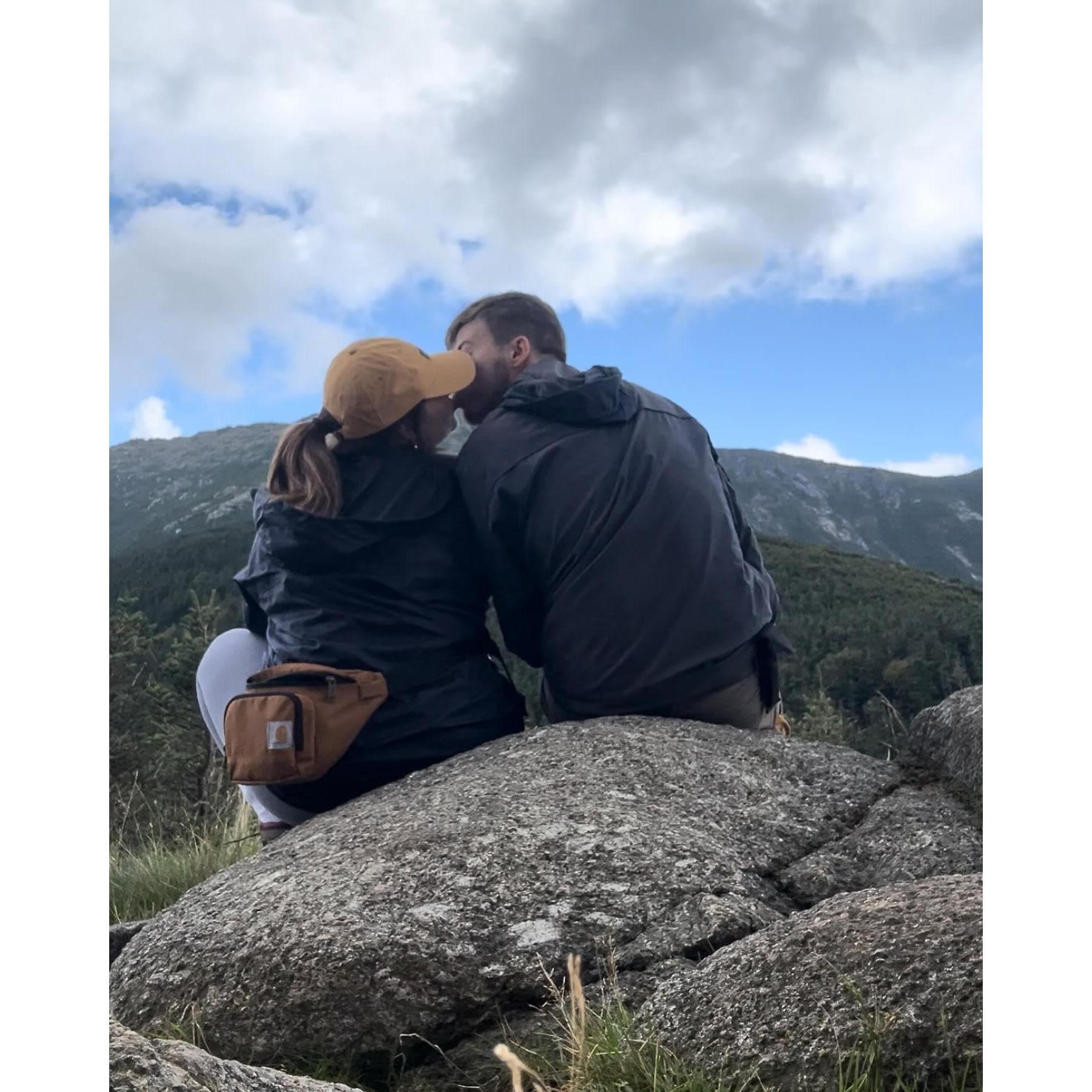 Kisses on top of Mt. Lafayette