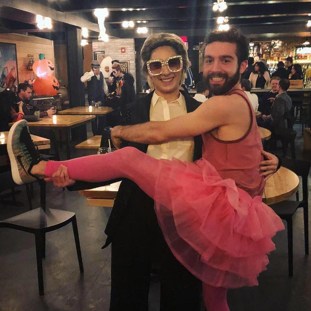 Hold me closer Tiny DANcer