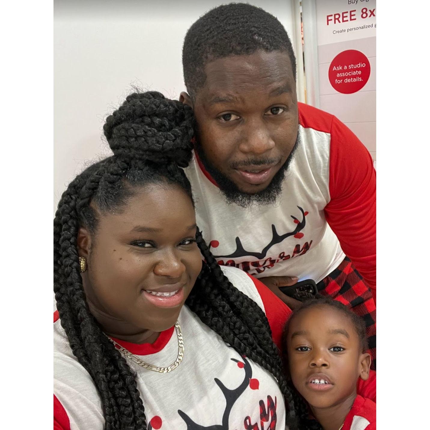 Family Christmas selfie