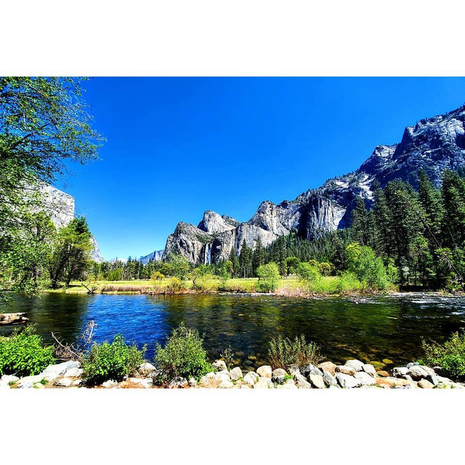 Valley View is one of the iconic viewpoints in Yosemite.