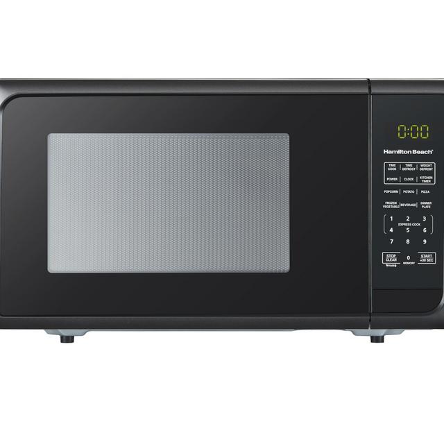 Hamilton Beach 0.9 cu. ft. Matte Black Microwave Oven