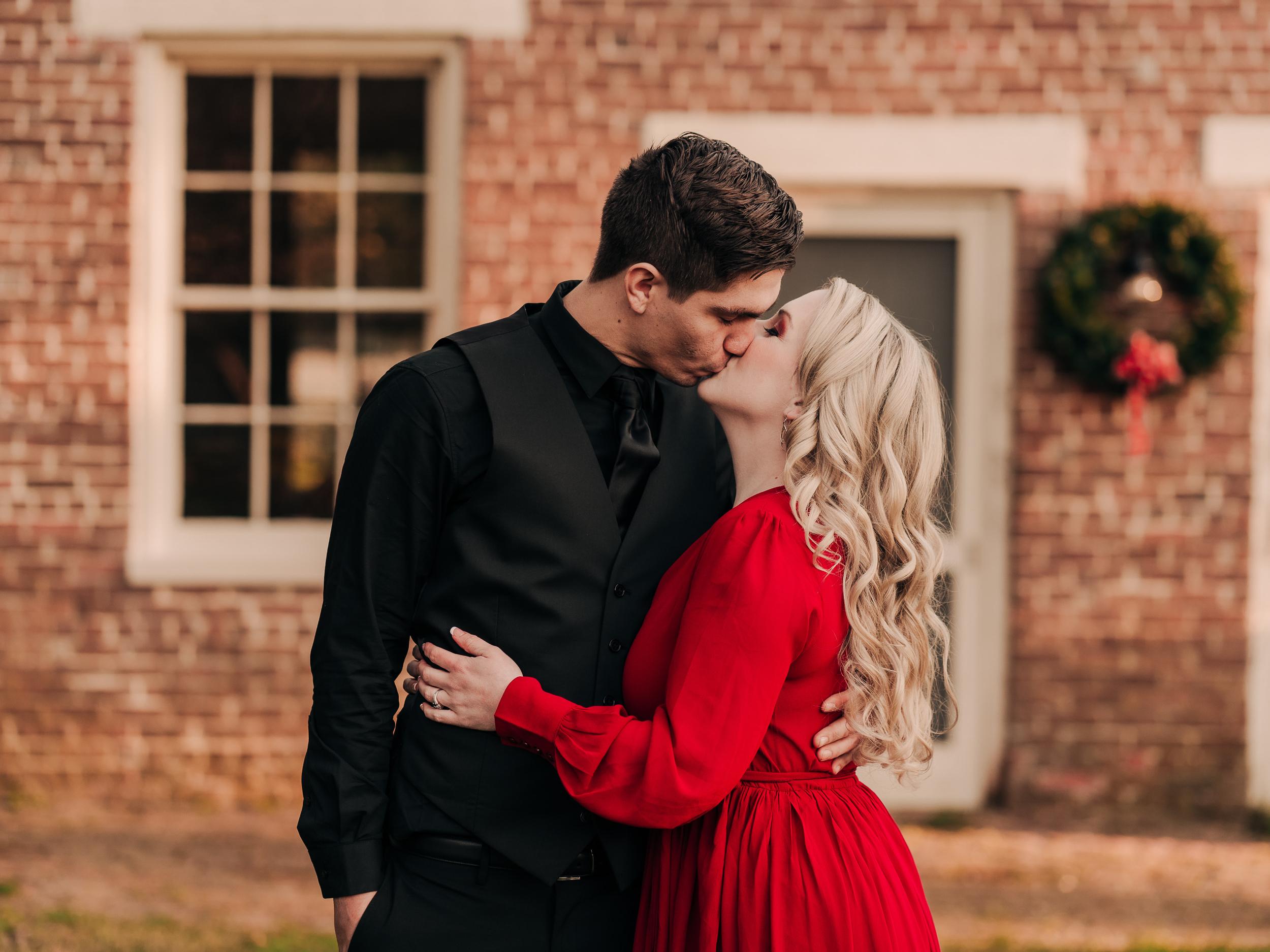 The Wedding Website of Rebecca Knowles and Nicholas Henderson