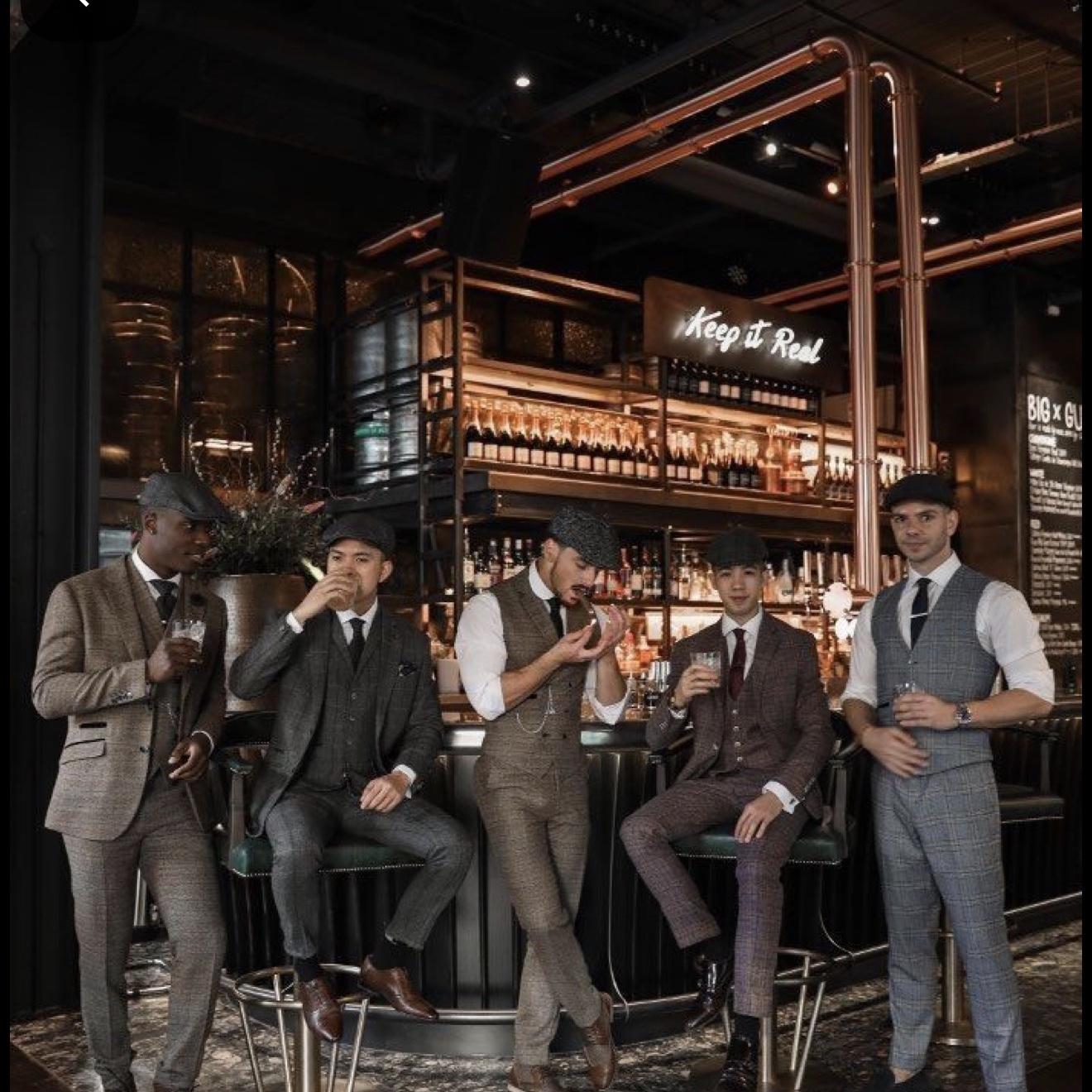 Men’s fit in theme