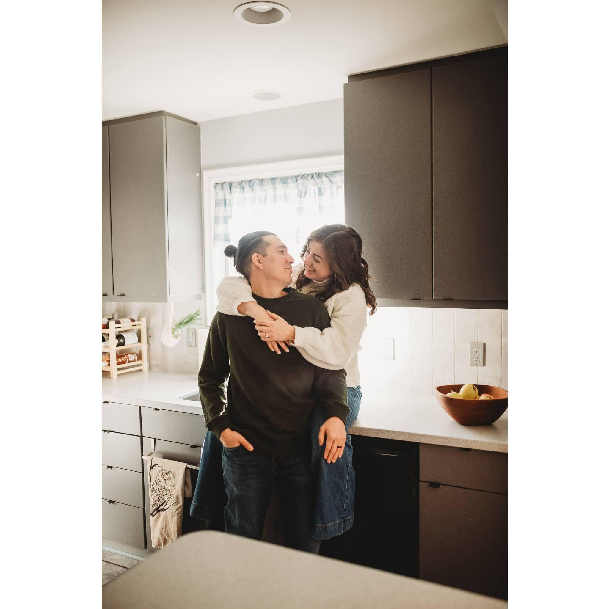 Engagement Photos by Raelani Stockwell Photography