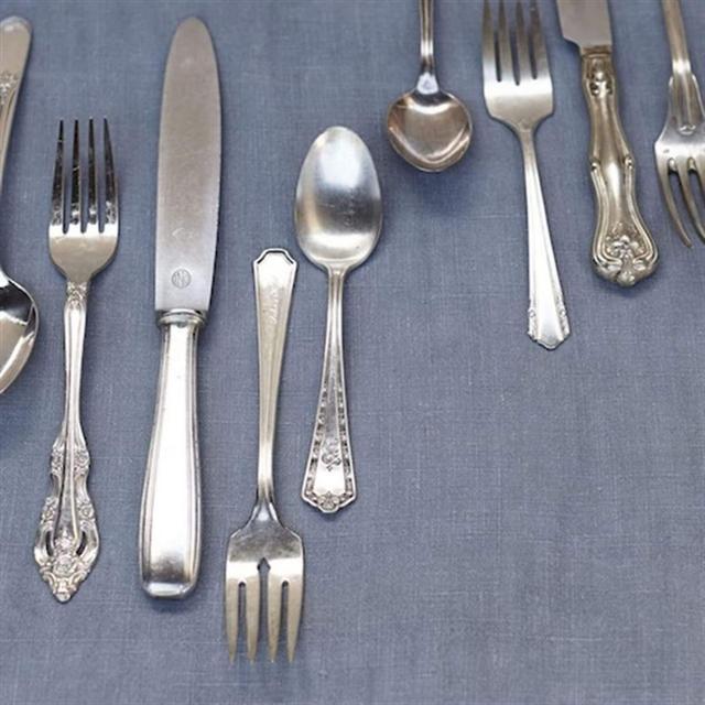 Vintage Flatware Knife Set of 8