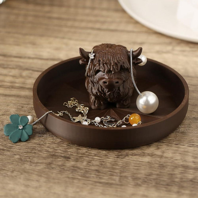 Awsaccy Highland Cow Ring Holder with Circular Dish 3D Printed Plastic Cute Unique Women Gifts Stuff Jewelry Plate Organizer for Bathroom Office Home Room Desk Decor Dark Brown