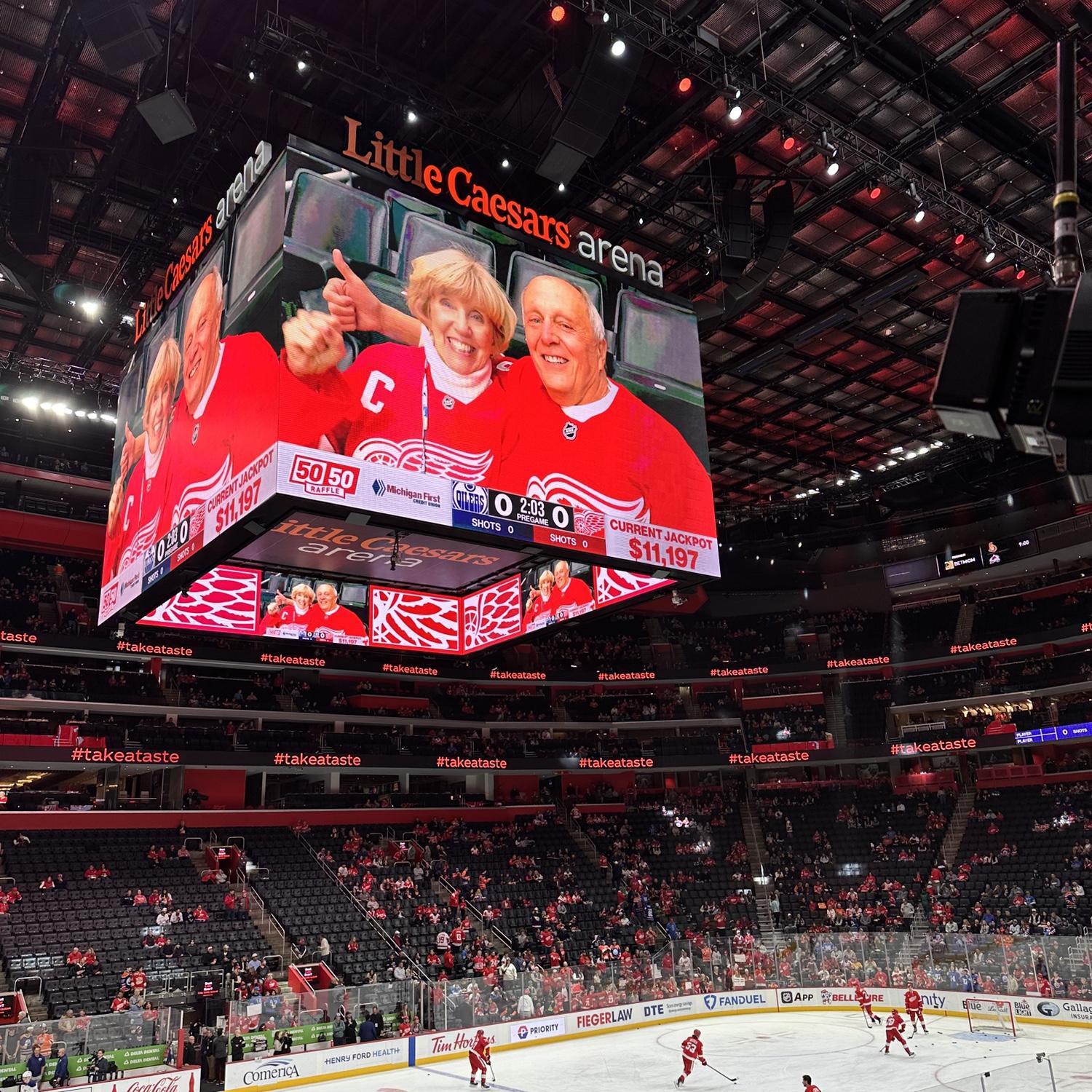 On the big screen LCA LGRW!