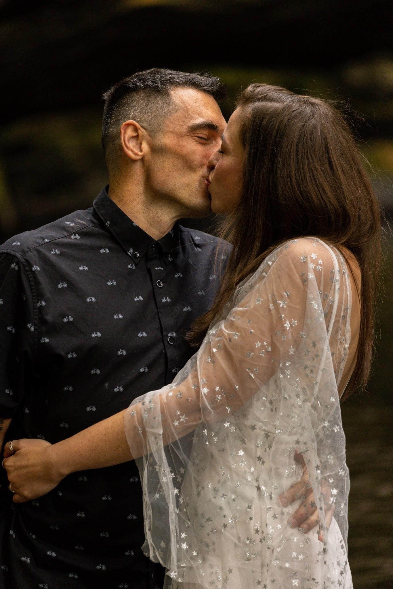 The Wedding Website of Analisa Peck and Pete Matthews