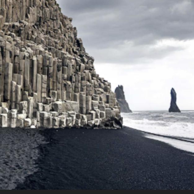 Black Beach Restaurant