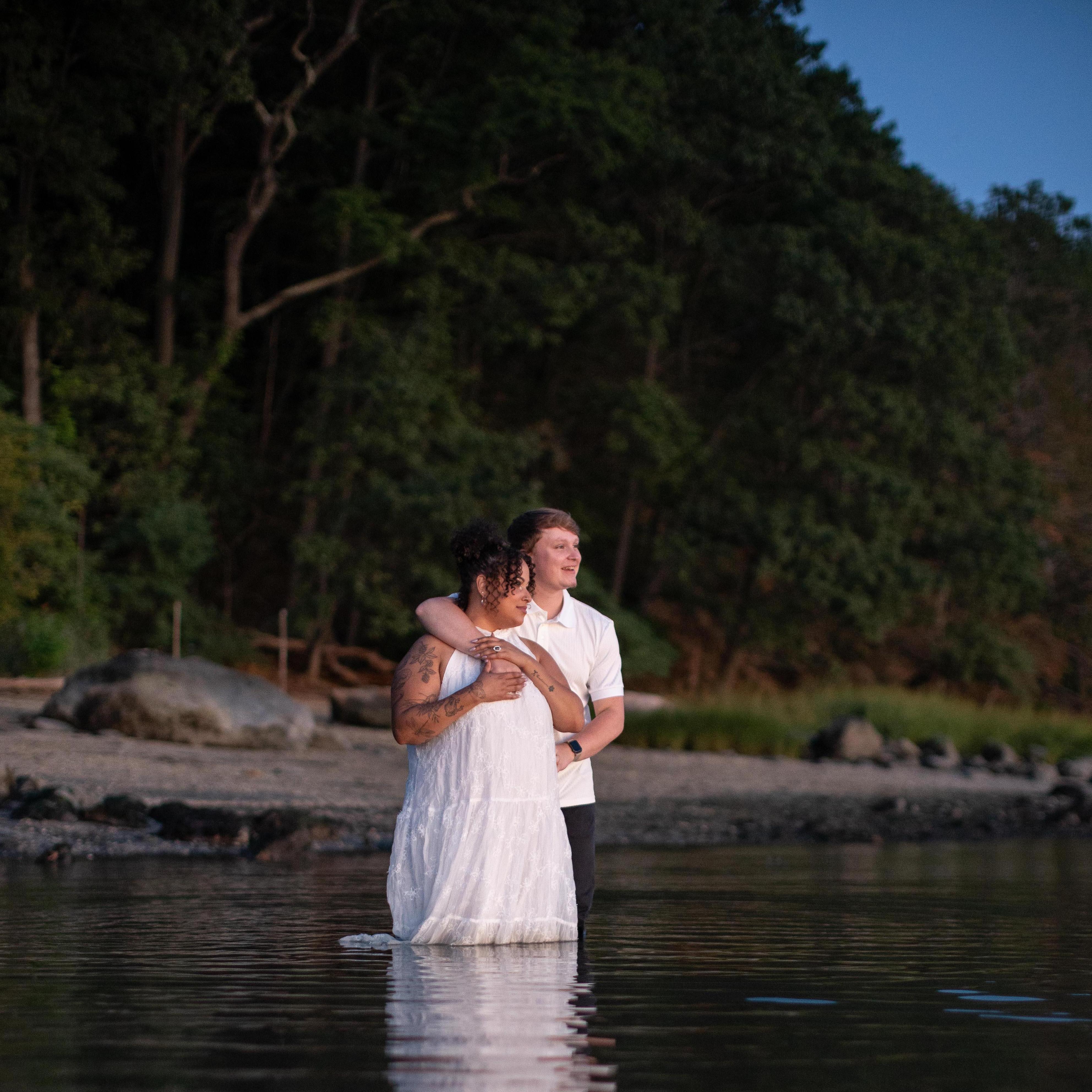 Engagement photos by Neo