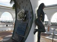 Selena Memorial Statue