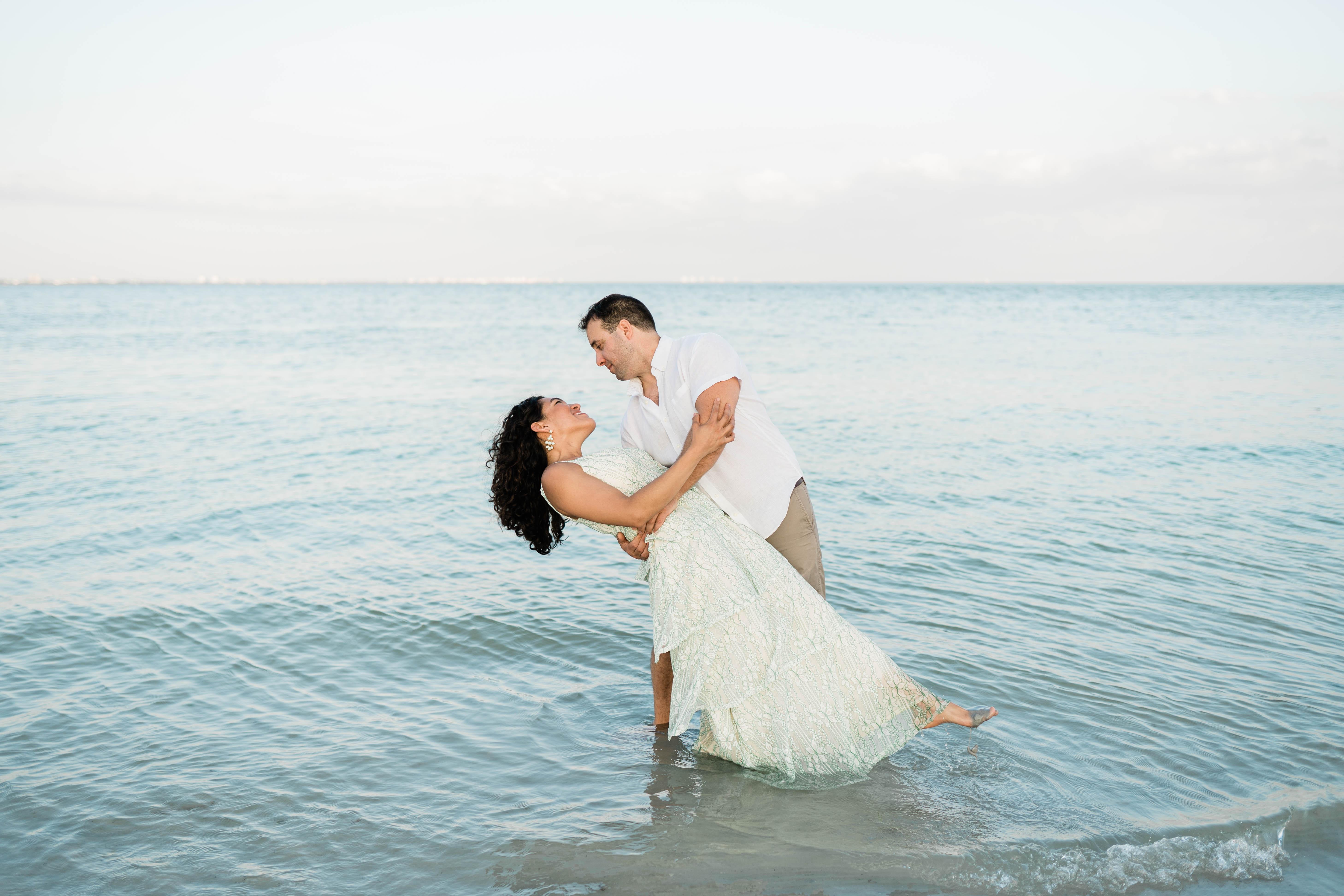 The Wedding Website of Ana Manzano and Allen Wight