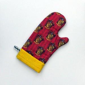 Harry Potter Gryffindor Oven Mitt