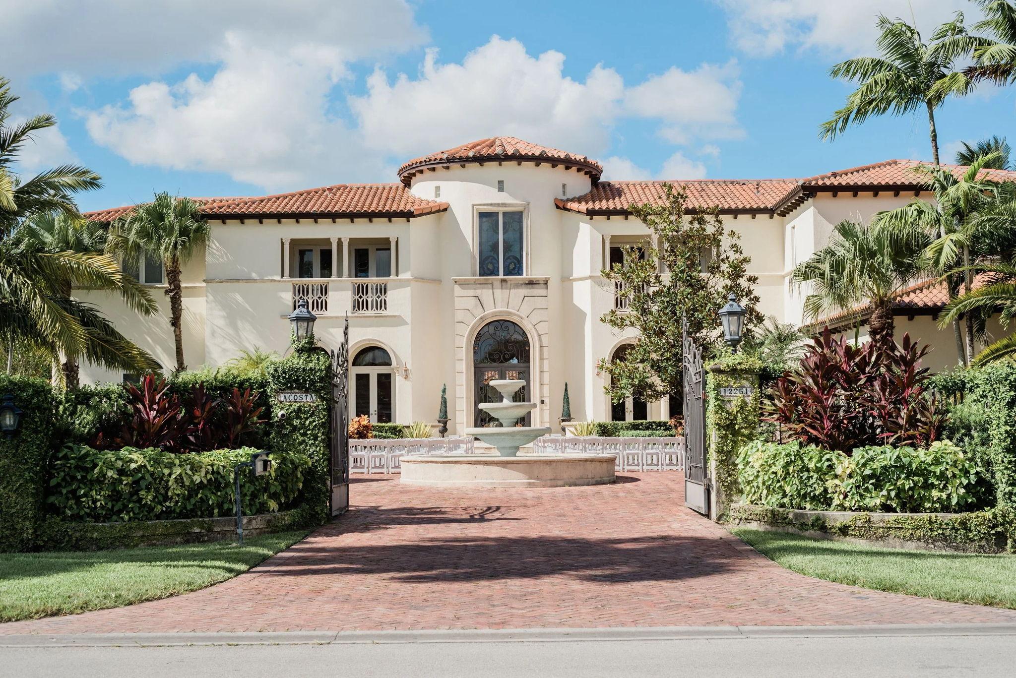 The Wedding Website of Roxy Garcia and Jean Velazquez