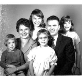 Around 1972 John Jr. and Susan with Holly, Sue, Jennifer and Carrie