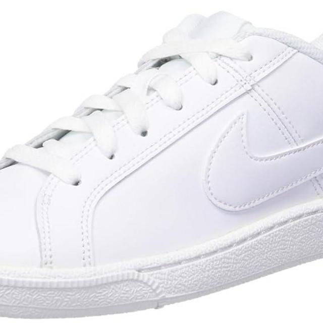 NIKE Women's Court Borough Low Basketball Shoes