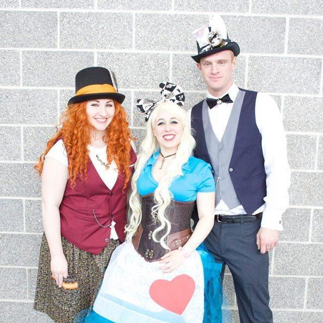 Madison Comic Con
Kayla as Mad Hatter, Alexis as Alice and David as White Rabbit