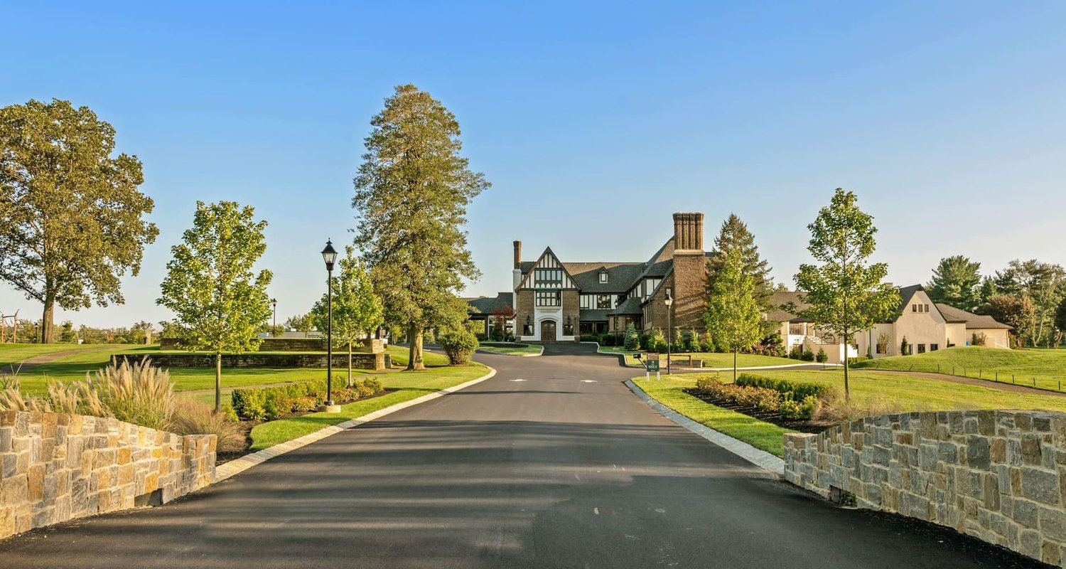 The Wedding Website of Lina Monroy and Nicholas Campbell