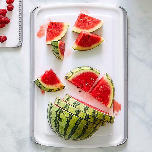 Large Grooved Cutting Board by Pampered Chef