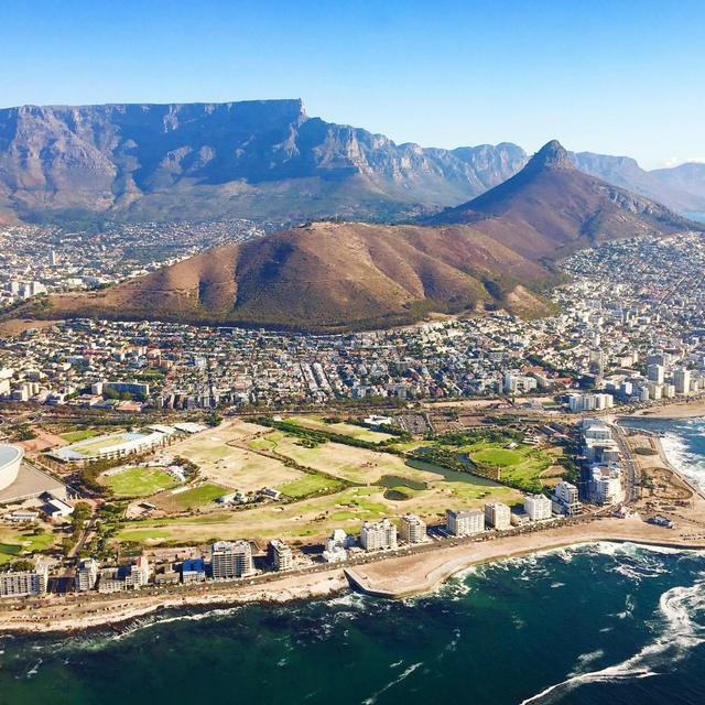 Honeymoon - Private Walking Tour in Cape Town