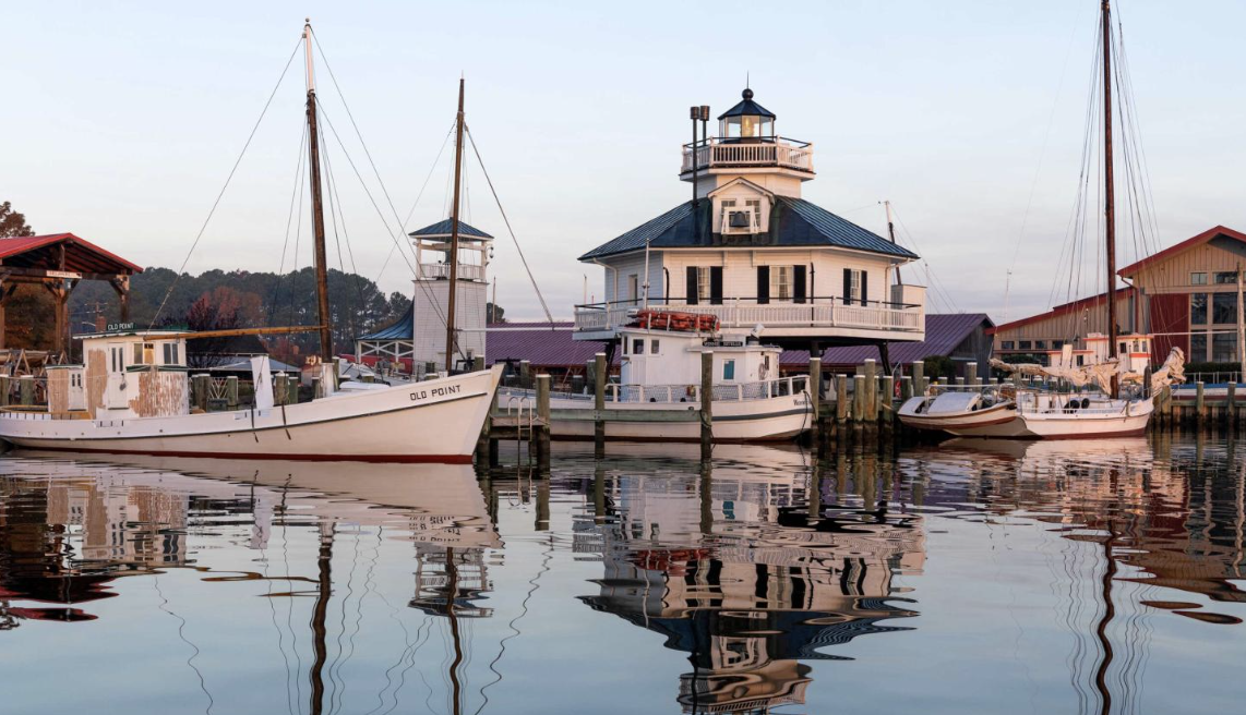 The Wedding Website of Regan Leavitt and Andrew Krueger