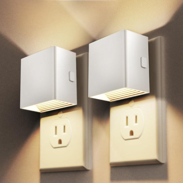 DORESshop LED Night Lights Plug into Wall [2 Pack], Plug in Nightlight, 3 Level Brightness Adjustable Night Light, Dusk to Dawn Sensor, Nightlights for Adults, Bedroom, Bathroom, Hallway, White