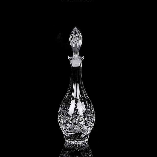 Glass Decanter with Airtight Geometric Stopper - Whiskey Decanter for Wine, Bourbon, Brandy, Liquor, Juice, Water, Mouthwash. Italian Lead-Free Glass (730ml)