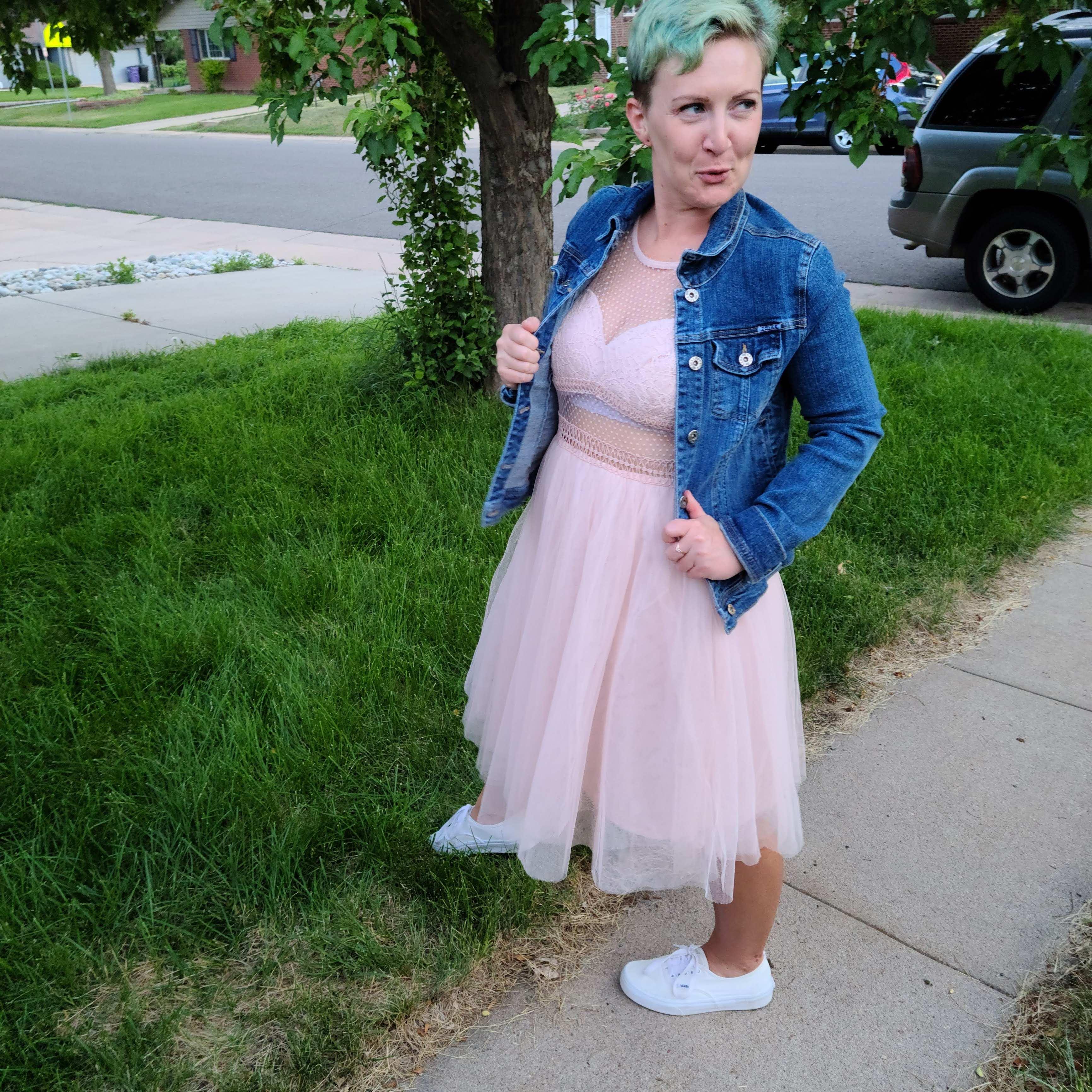 If you got it, flaunt it.