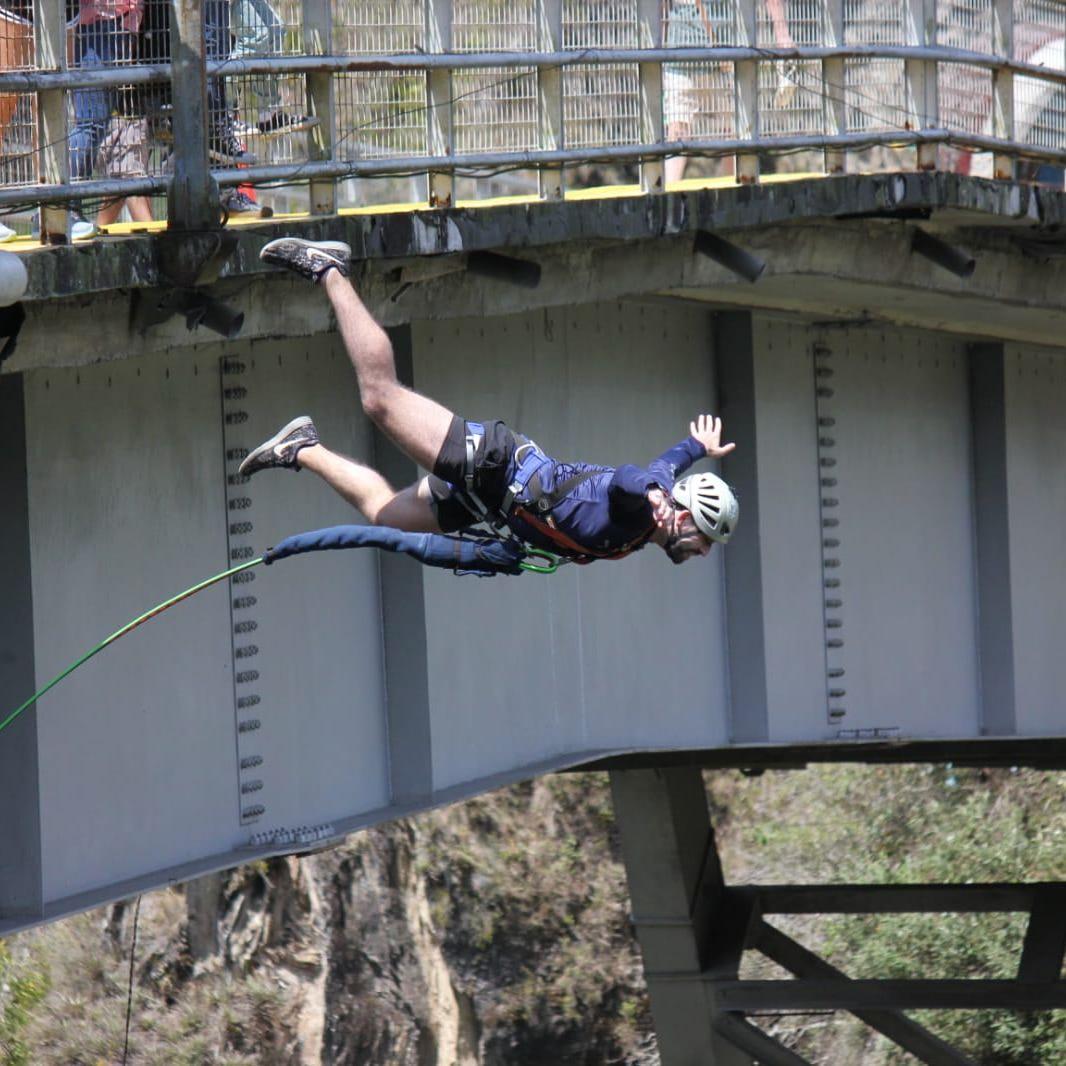 Baños de Agua Santa - Michael trying bungee jumping.