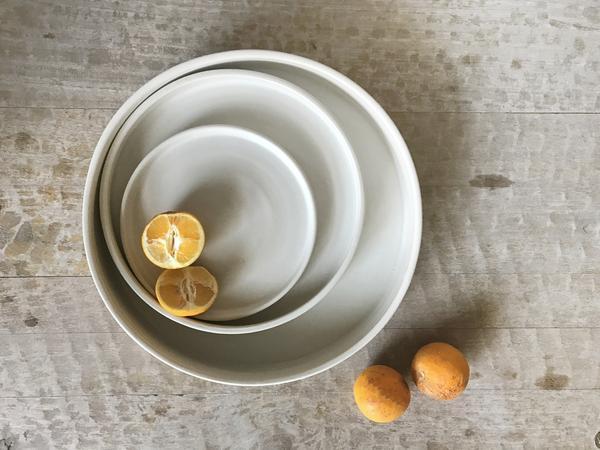 Farmhouse Coupe Trays - Eggshell