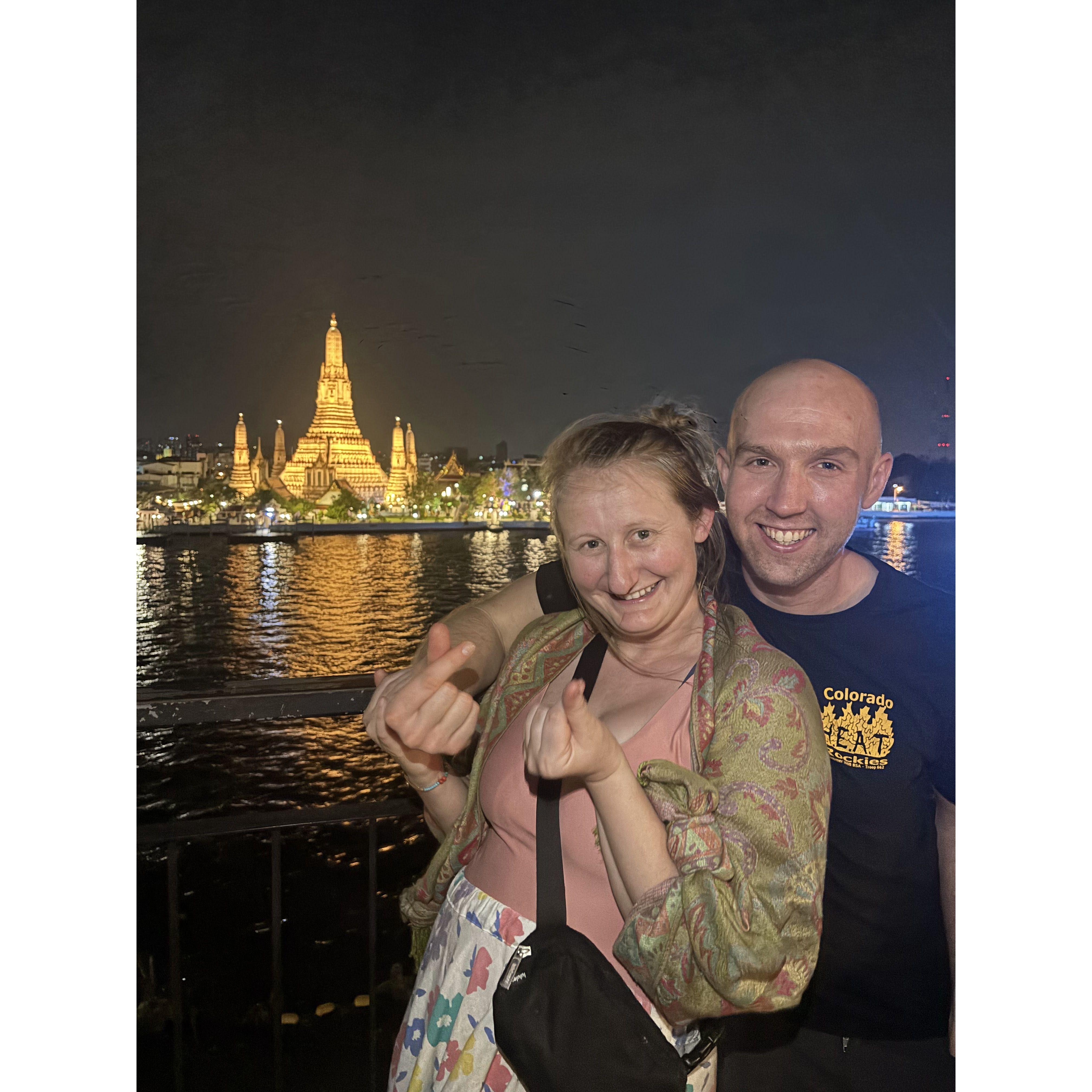 Our tour guide told us that this hand signal means 'I love you' because if you do it right (which I am not doing it right), it looks like a heart.