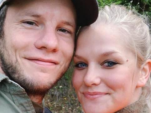 The Wedding Website of Dani Lampe and Garret Gardner