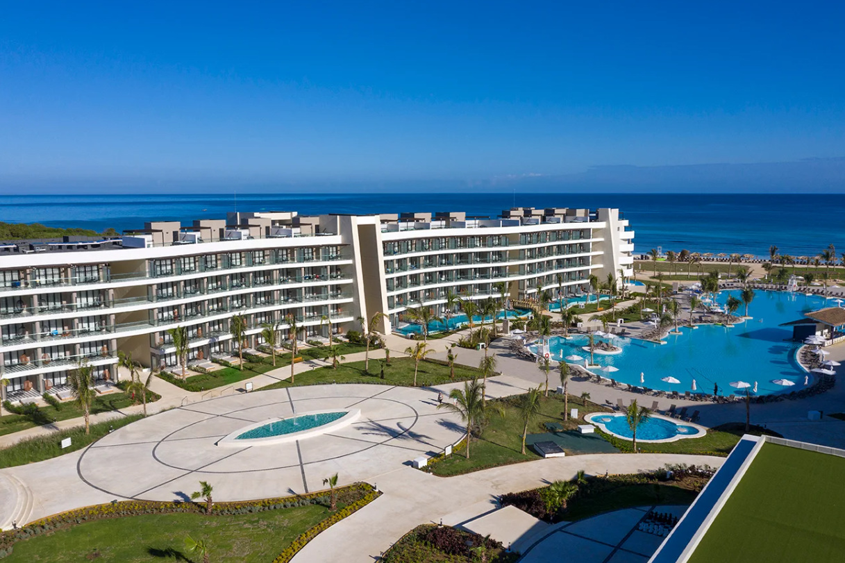 The Wedding Website of Cynthia Giu and Jamie Khamvongsa