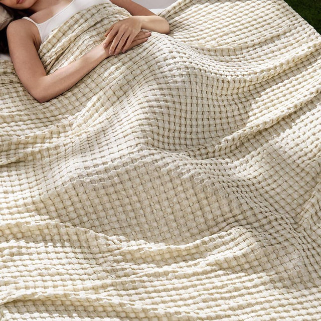 Bedsure Cooling Cotton Waffle King Size Blanket - Lightweight Breathable Blanket of Rayon Derived from Bamboo for Hot Sleepers, Luxury Throws for Bed, Couch and Sofa, Linen, 104x90 Inches
