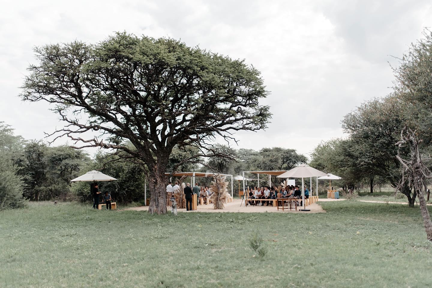 The Wedding Website of Jessica Young and Craige Dixon