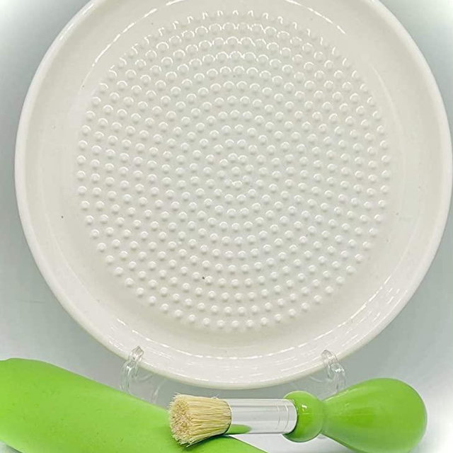 BonCera, 3pcs Premium Ceramic Garlic Grater Set - White 6.5 inch Round Grater Plate w/Garlic Peeler, Gathering Brush, Can Grating Turmeric, Ginger, and more