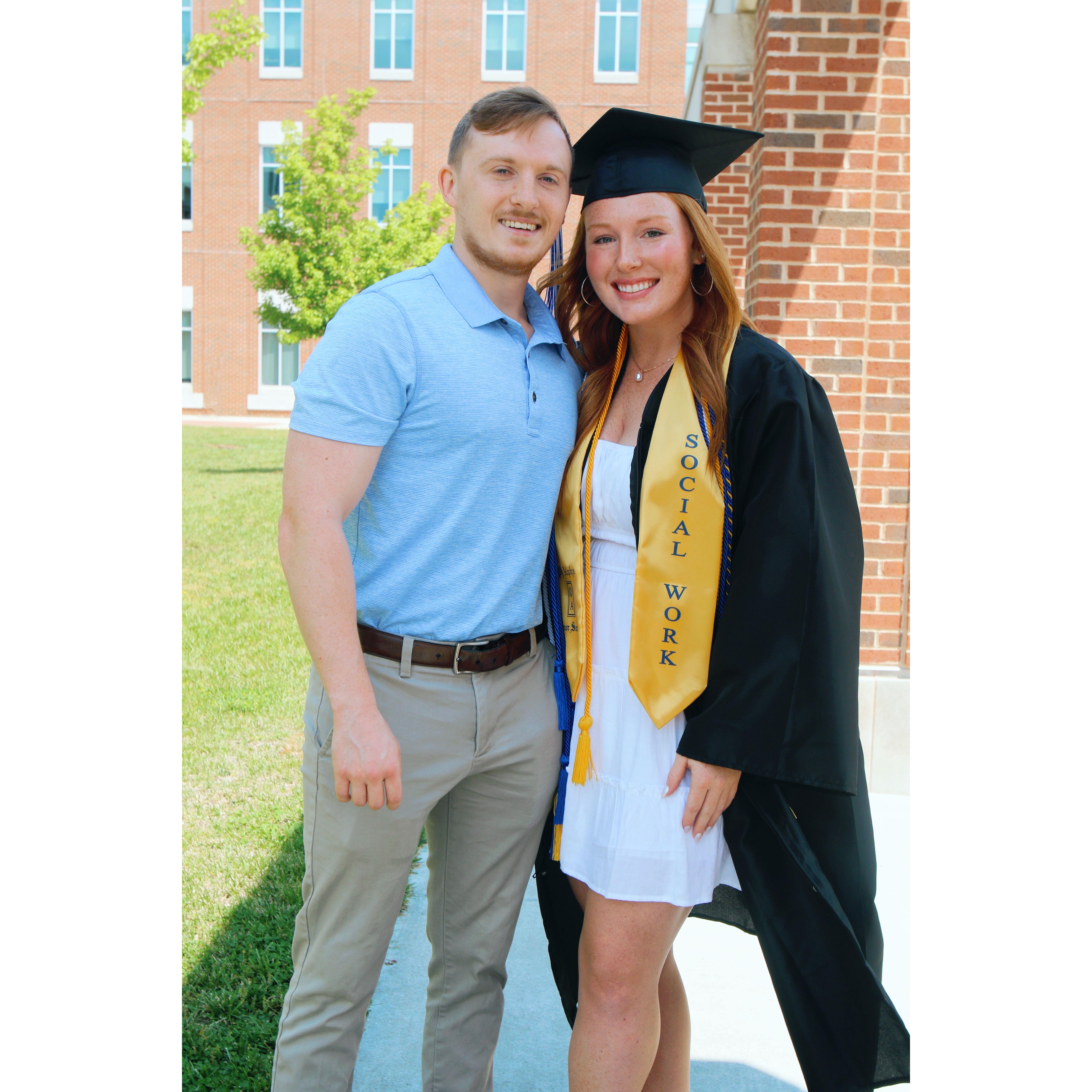 Jessica graduated MTSU!