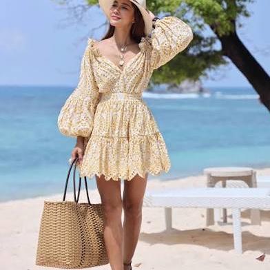 Short dresses are also allowed