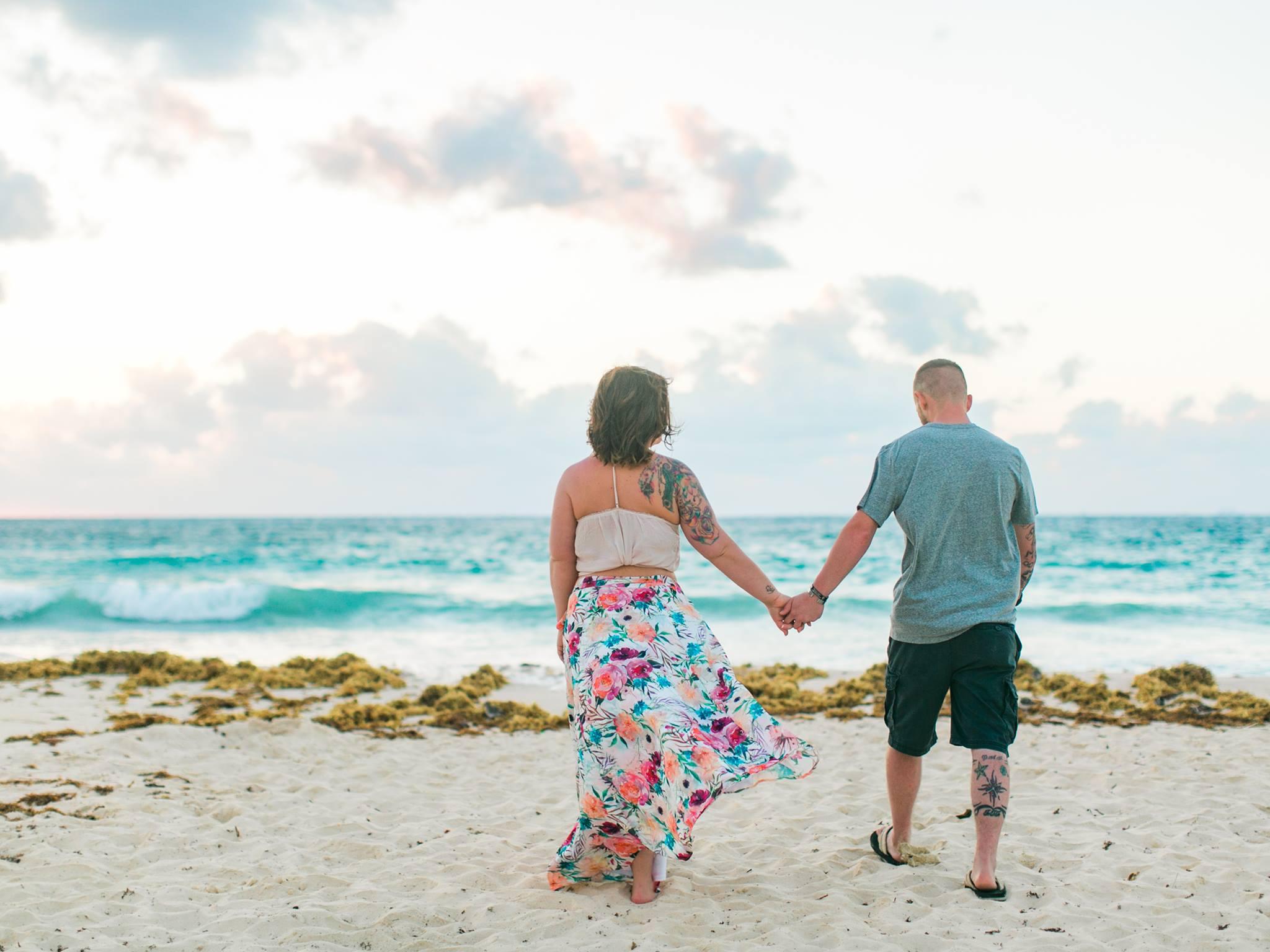 The Wedding Website of Ashlee Garey and James Richardson
