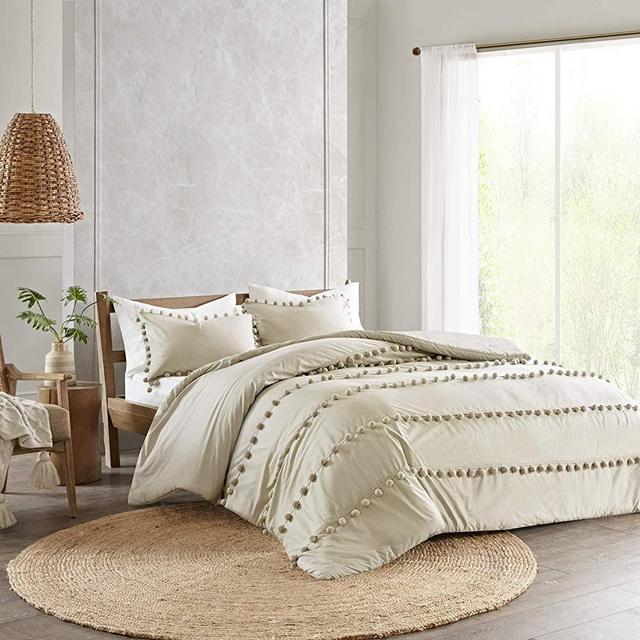 Madison Park Cozy 100% Cotton Comforter Set Casual Modern Design All Season Bedding, Matching Shams, Full/Queen(90"x90"), Leona, Pom Pom Tufts Taupe