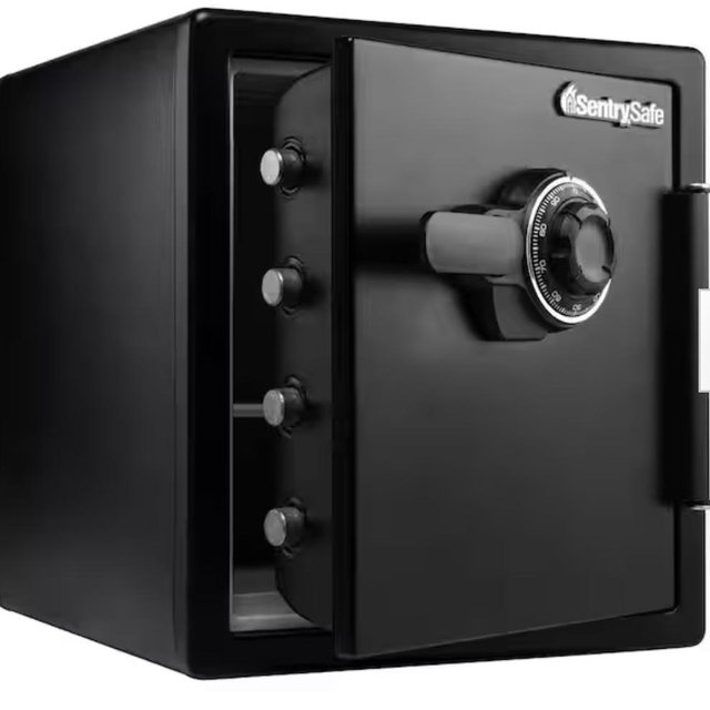 Fireproof safe