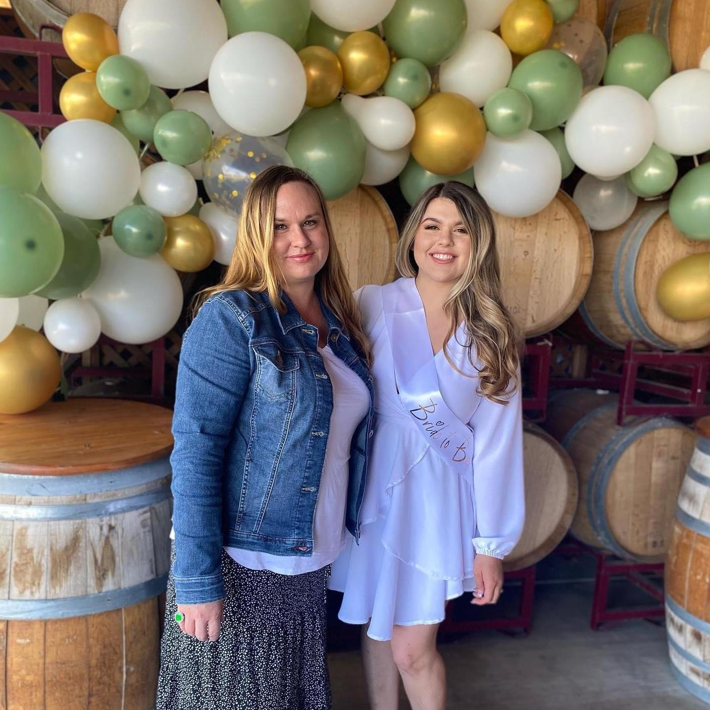 Bridal shower with Jodi (Mother of the Bride)
02/27/2022