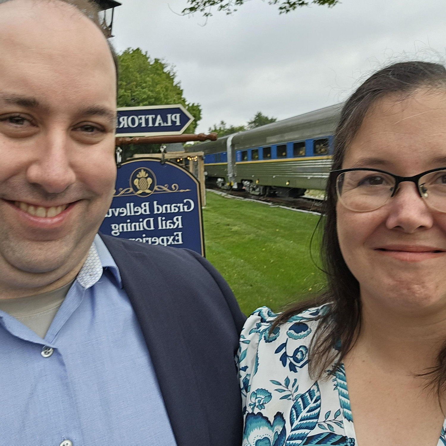 Michael turning 40 in style on the "Grand Bellevue" dinner train near Newport.