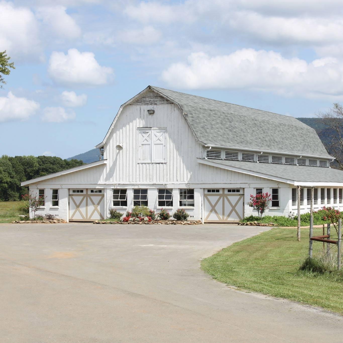 The Wedding Website of Kacie Thach and Ian Burns