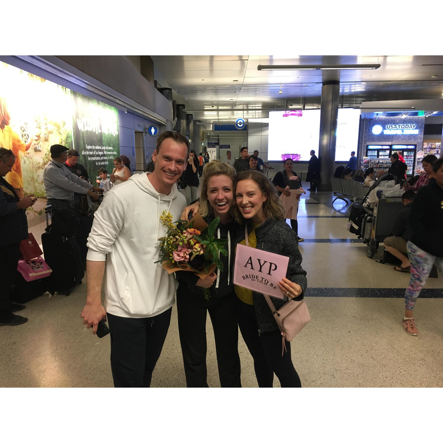 After a long 12 hour flight back from the best trip of our lives, we were greeted by two incredible friends!! (one of which is Ally's Brides Babe) at LAX! It was such a special moment!