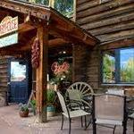 Farmhouse Cafe & Bakery