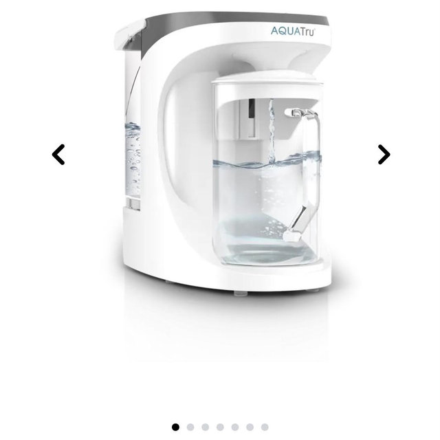 AquaTru Carafe reverse osmosis water filter
